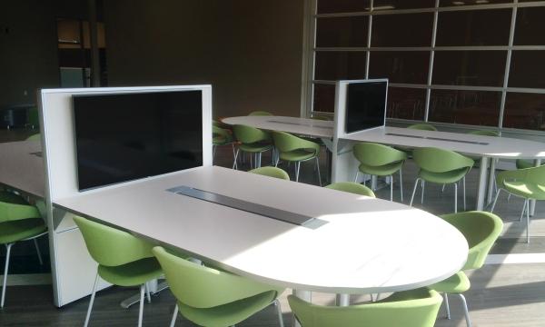 freestanding tables with a shared wall